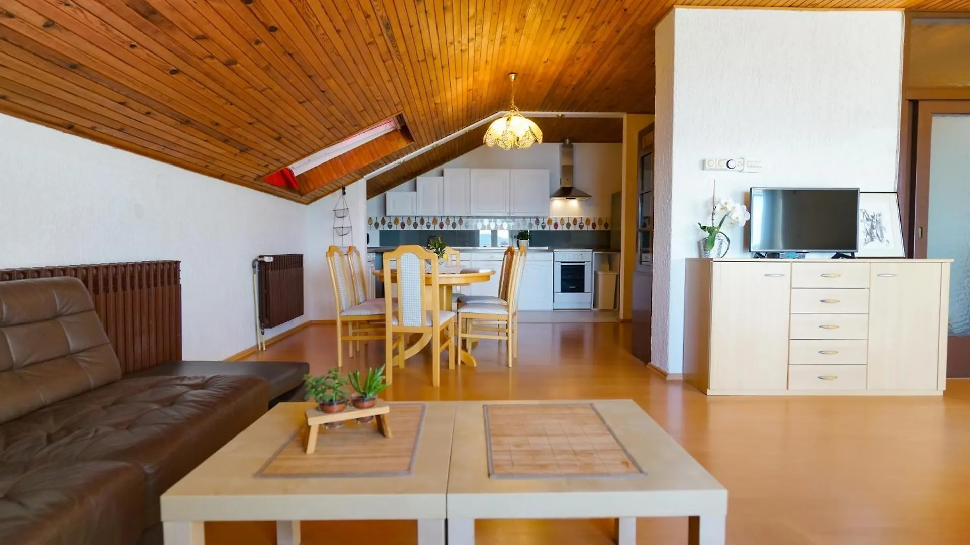 Big Apartment With Sea View Ero Sukošan 3*,  كرواتيا