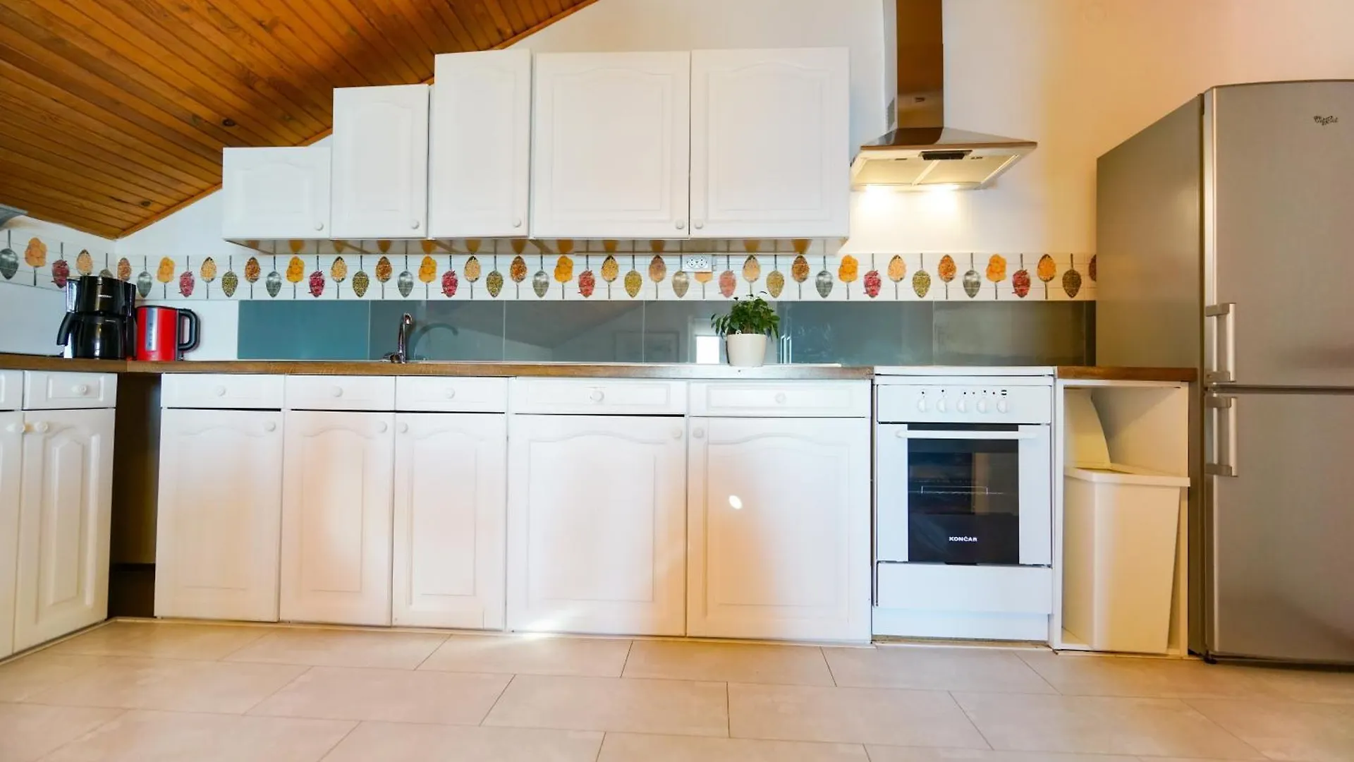 Big Apartment With Sea View Ero Sukošan بيت ضيافة