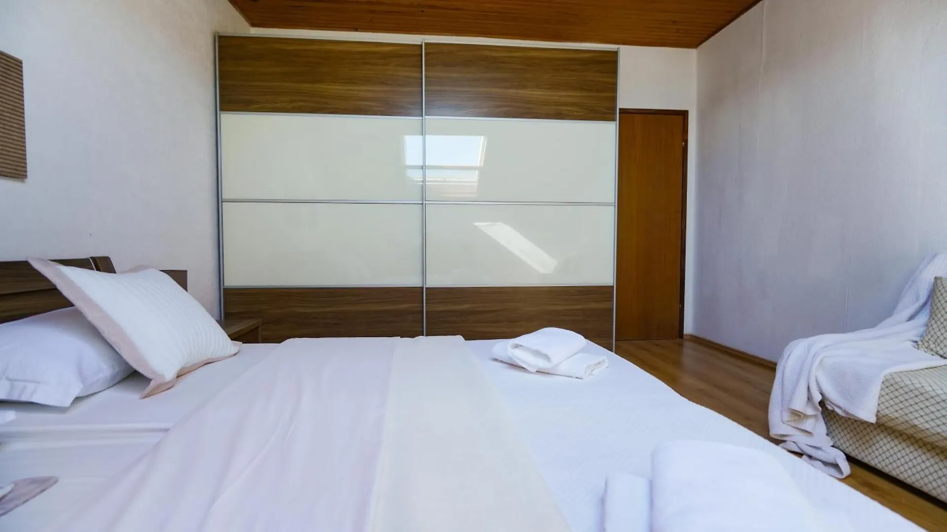 Big Apartment With Sea View Ero Sukošan كرواتيا